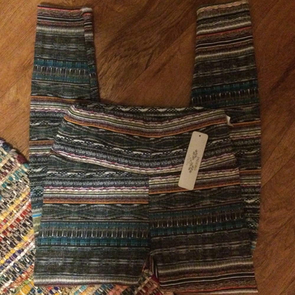 Tribal print fleece leggings